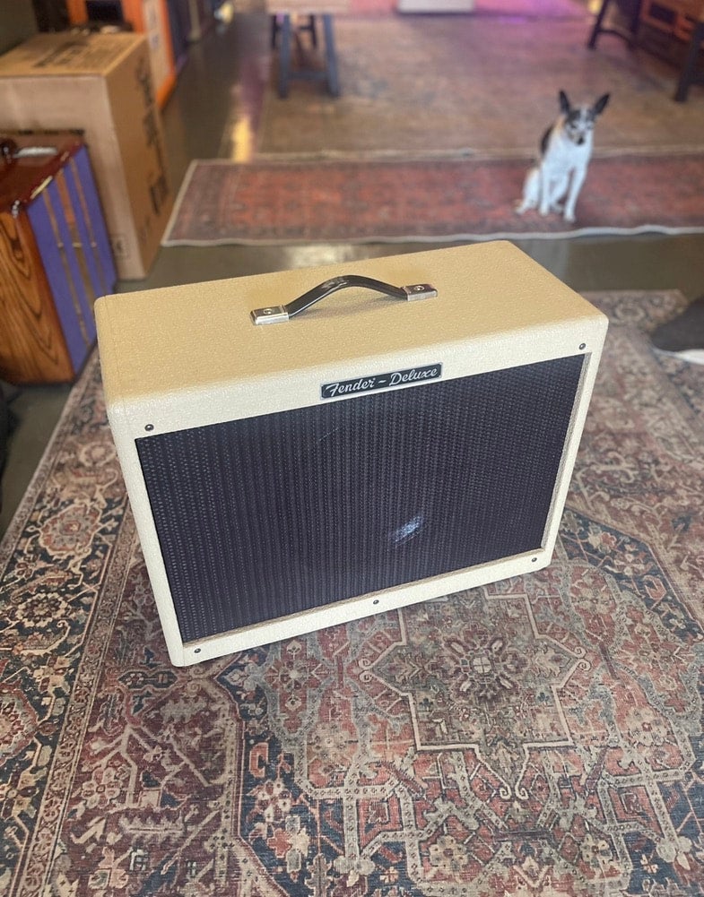 Fender deluxe clearance extension cabinet